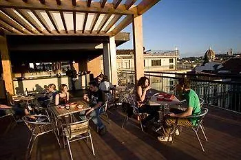 Plus Florence Hostel אכסניה *
