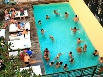 Plus Florence Hostel אכסניה *